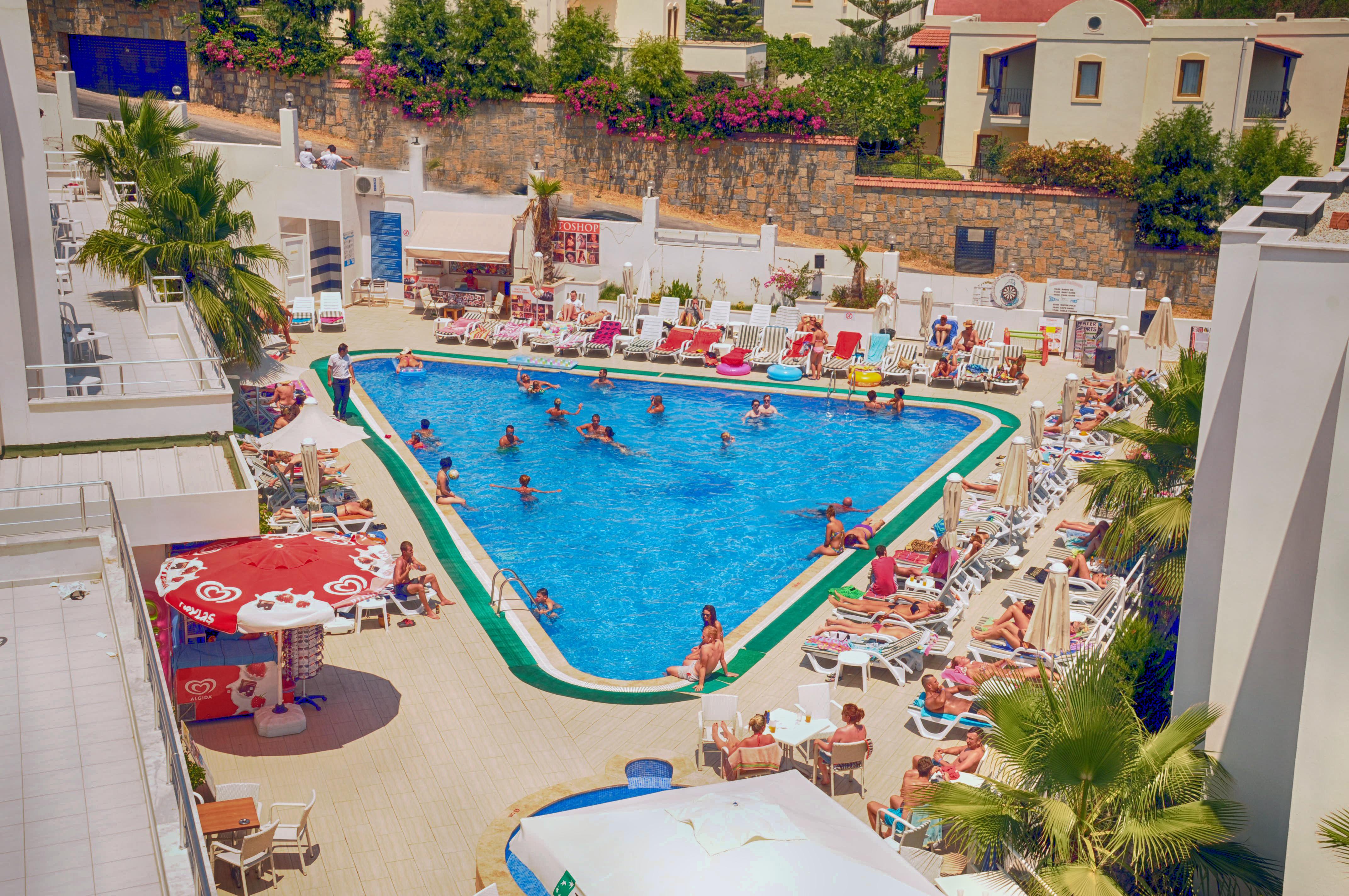 Club Shark Hotel Gumbet Exterior photo